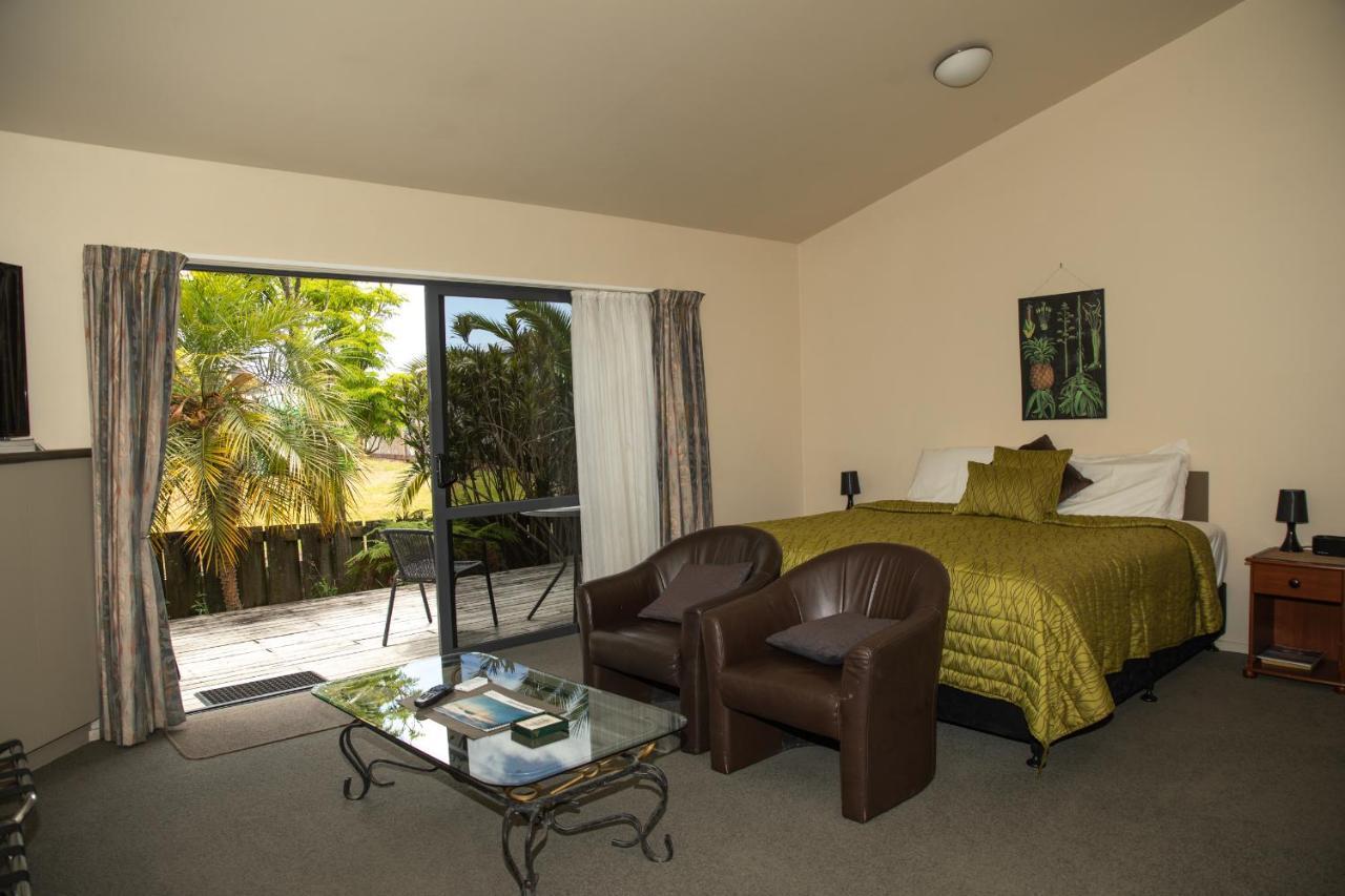 Peninsula Motel Whitianga Buitenkant foto