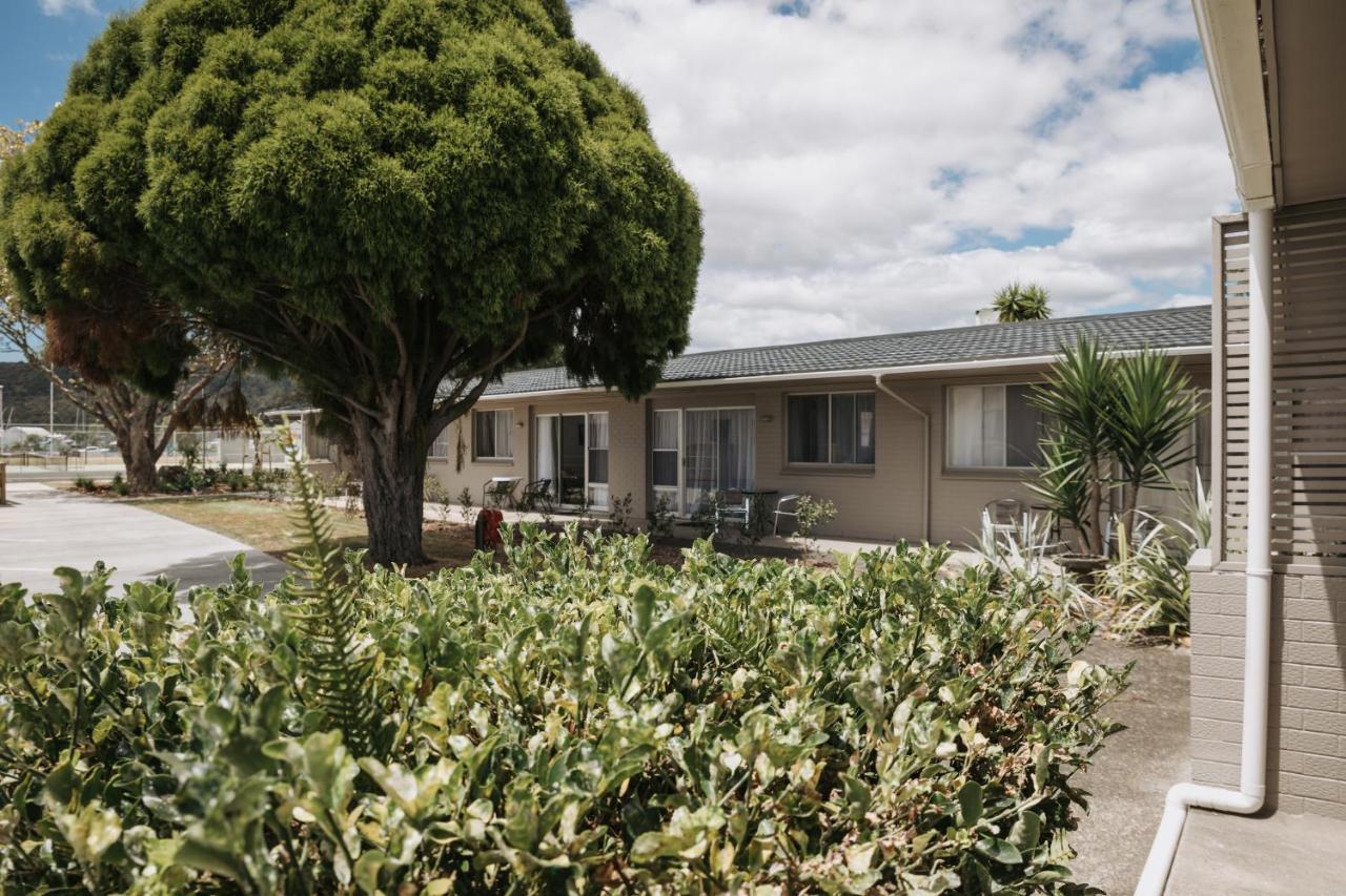 Peninsula Motel Whitianga Buitenkant foto